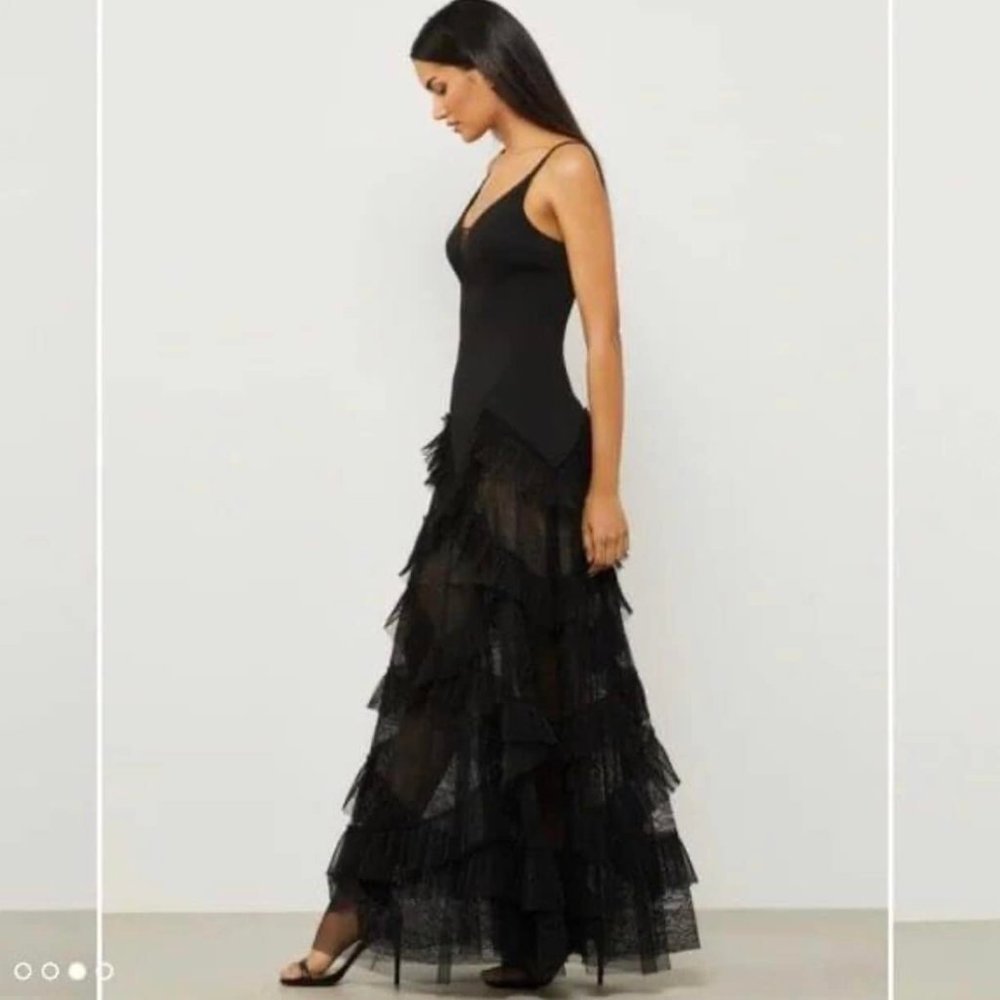 New* BCBGMaxAzria Avaline Pleated Ruffle Skirt Tulle Gown Black Size 10 $498.00